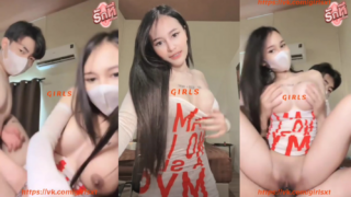 คลิปหลุด girlsx1 น้องลูกปลา สาวสวยนมใหญ่ผิวขาวหีเนียนไลฟ์สดนั่งตั้งกล้องโชว์เสียวเย็ดหีกับแฟนหนุ่มโคตรเด็ดจับนอนเสียบควยเย็ดท่าหมากระแทกหีรัวๆกันไม่ยั้งเย็ดไปบีบนมร้องครางอย่างเสียว